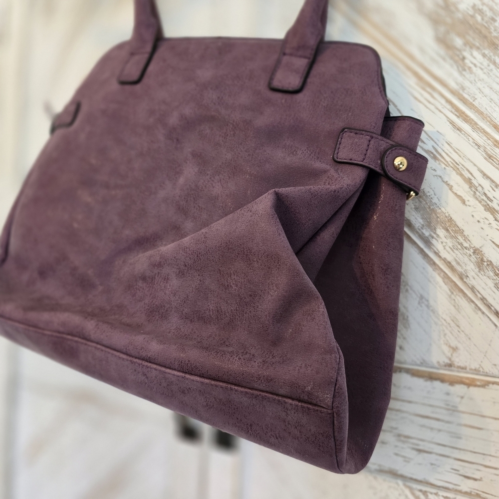 Chateau Purple Satchel Handbag NWT Gold Medallion Logo Front Zip Shoulder Bag - Picture 6 of 11